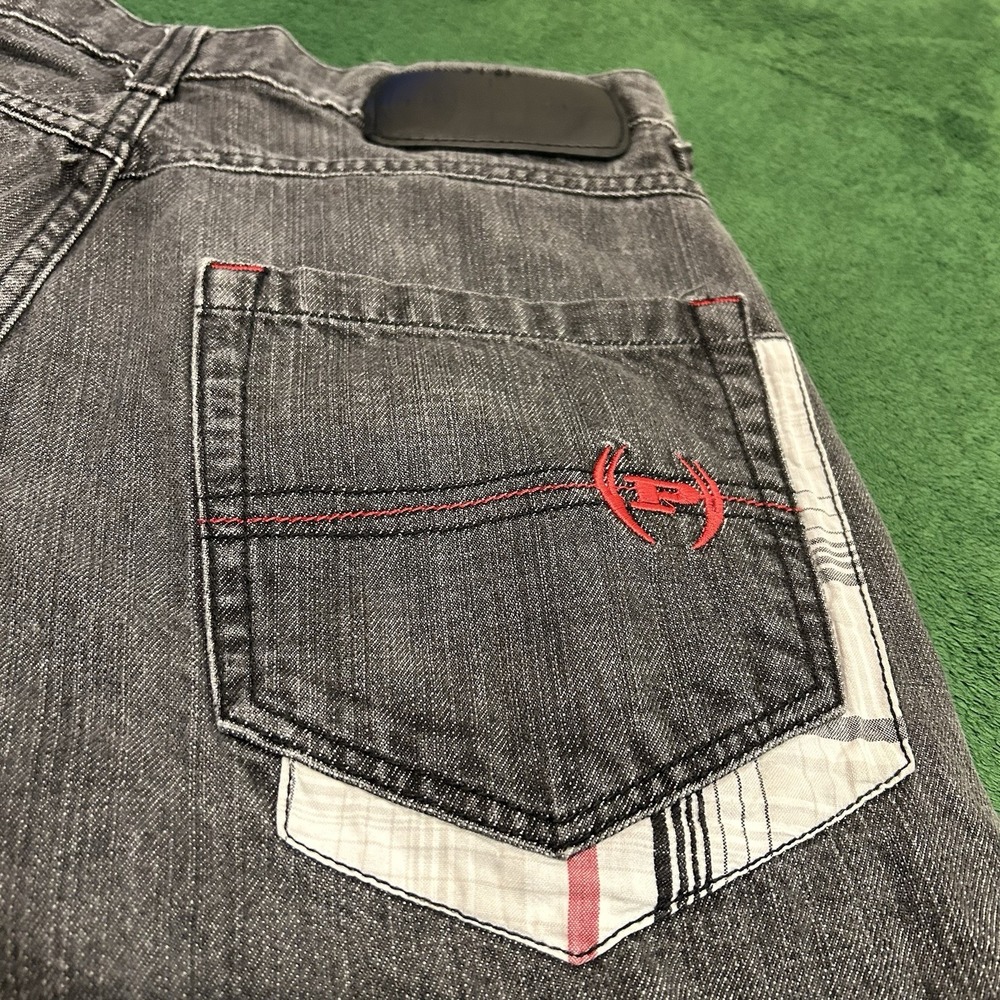 Y2K Phat Farm Denim Shorts Mens 32 Gray Red Stitch Plaid Lining Hip Hop Skate